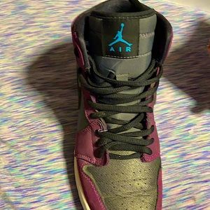 Retro Jordan AF1 “True Berry” 7.5